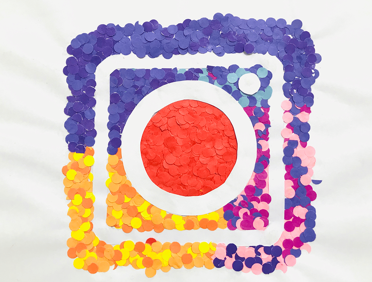 Logo instagram multicolore metafora gestione social