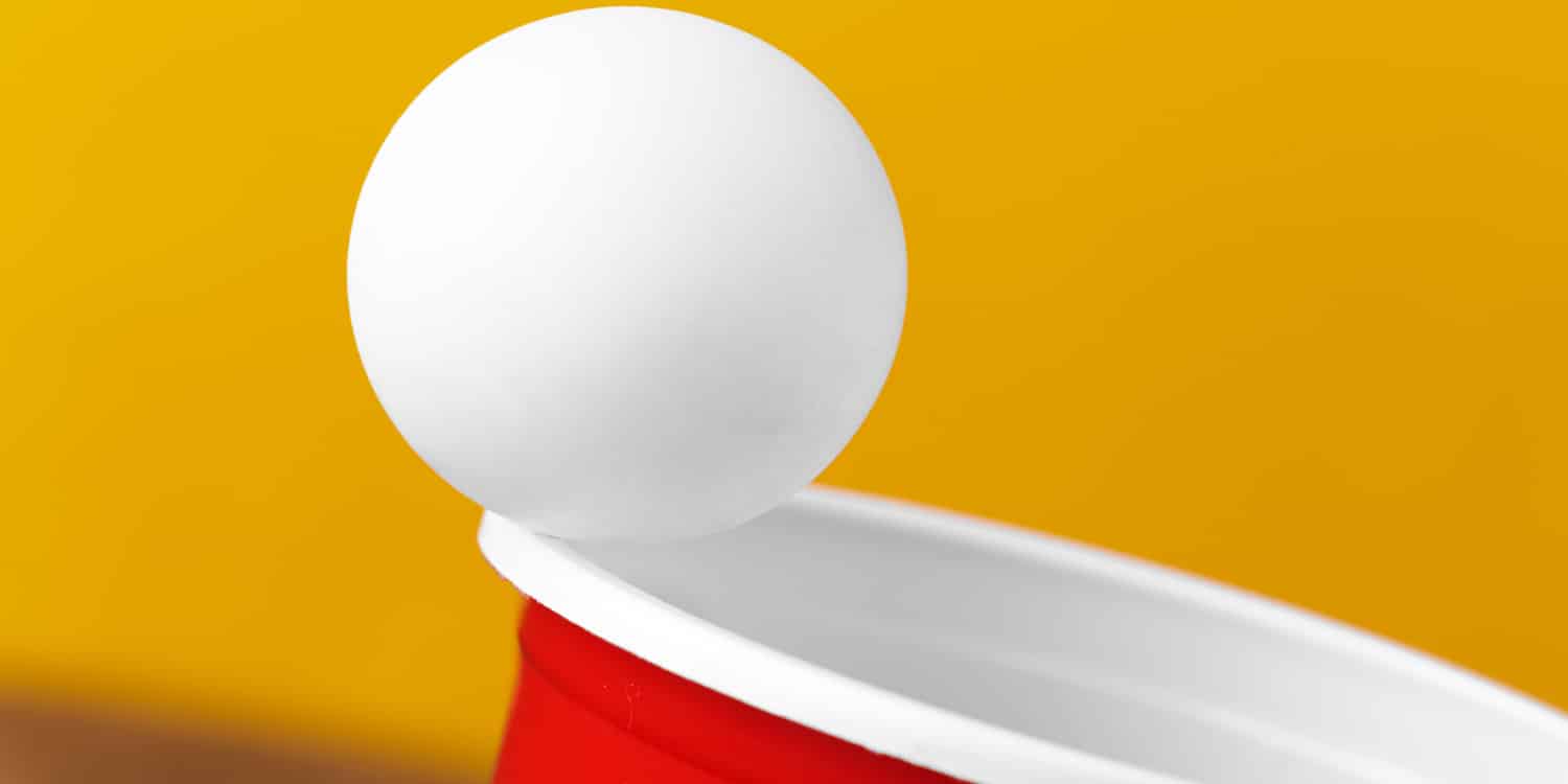 pallina bianca bordo bicchiere bounce rate